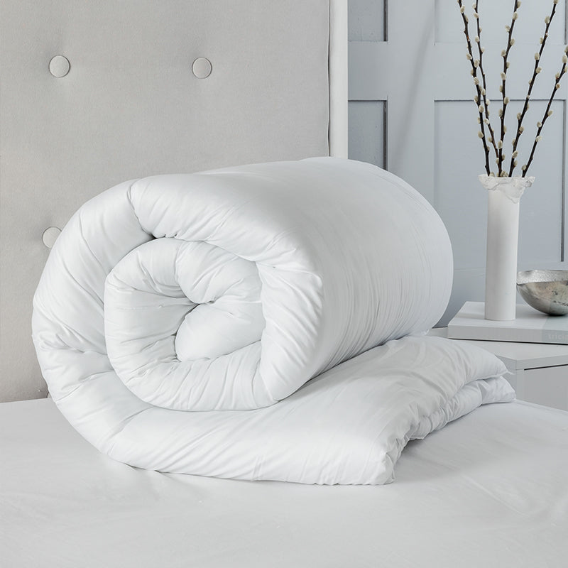Microfibre Soft Like Down Duvet + 2 Pillows Non Allergenic Hollow Filling