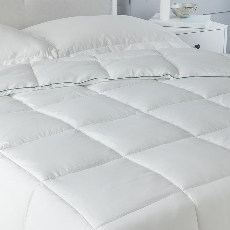 Gloria - Microfibre Soft Touch Feels Like Down Duvet