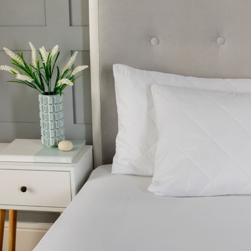 Quilted Pillow Soft Touch Microfibre Protector Envelope Closing