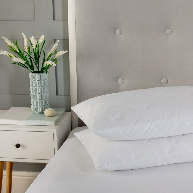 Quilted Pillow Soft Touch Microfibre Protector Envelope Closing